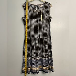 MAX STUDIO dress.